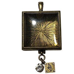 Vintage Gold Tone Square Pendant Crystal Charm Hinged Closure Fashion Jewelry